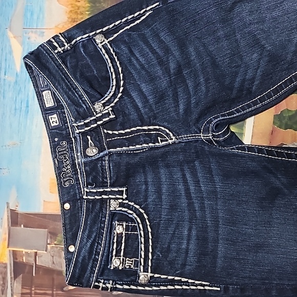 Miss‎ Me Cuffed Capri Jeans Size 27 - Picture 3 of 6